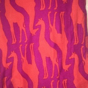 Lularoe OS Hot Pink Giraffe Leggings